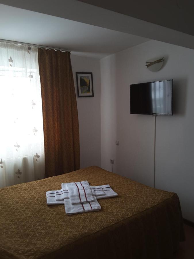 Camere De Inchiriat Edelweiss Dumbrava Rosie Exterior photo